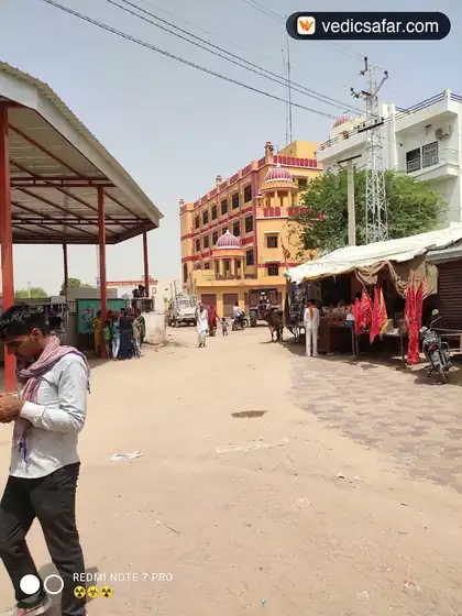 Pujari Guest House & Dharmshala Garhbor photo 5