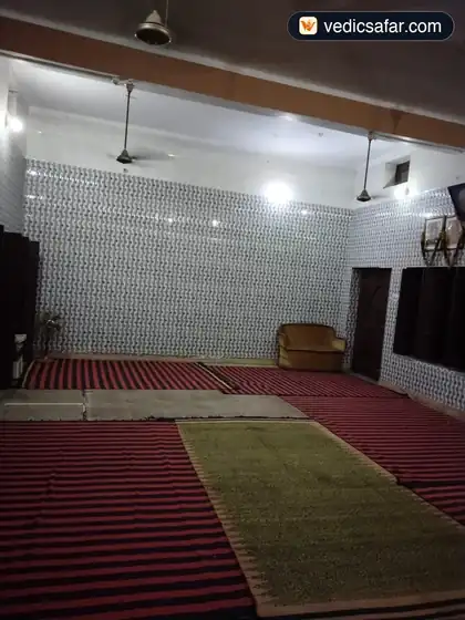Garhmukteshwar Jai Bakey Bihari Dharamshala photo 3