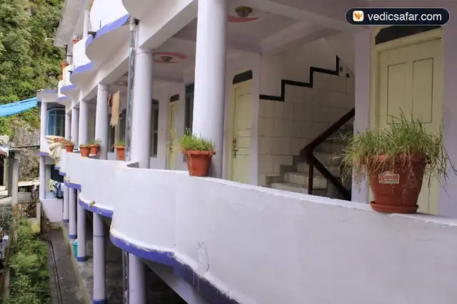 Ghangaria Hotel Kuber photo 1