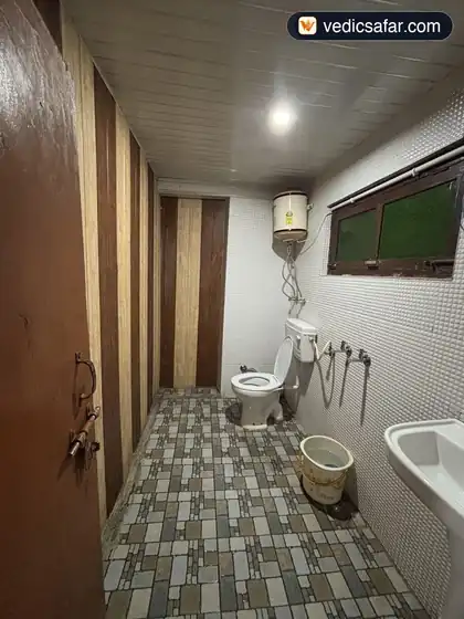 Ghangaria Hotel Priya photo 3