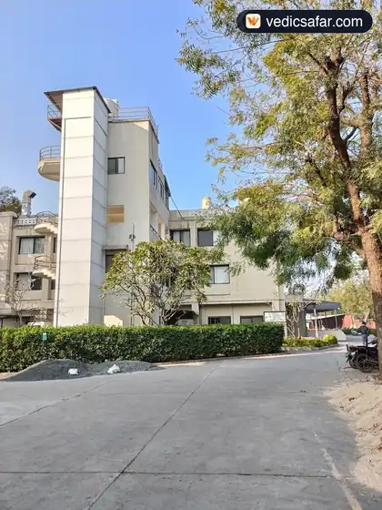 Dada Bhagwan Trimandir Dharamshala (Stop and Stay Atithi Gruh) Godhara photo 3