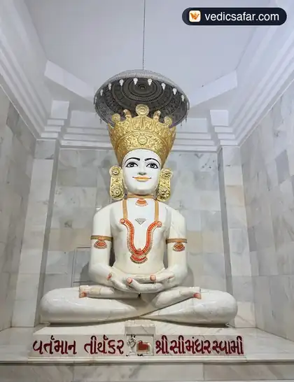 Godhra Dda Bhagwan Trimandir Dharamshala photo 3