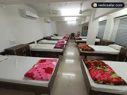 Gondal Akshar Guest House photo 5
