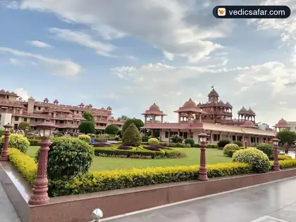 Shree Swaminarayan Mandir Gondal photo 5