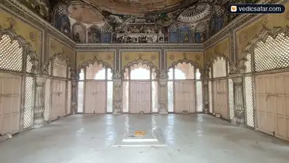 Govardhan Iskcon Kusum Sarovar photo 5