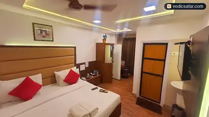 Hotel Sai Yatri Nivas Grishneshwar photo 2