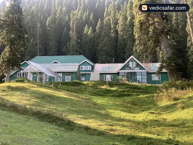 Gulmarg Tourist Bungalow Alambal
