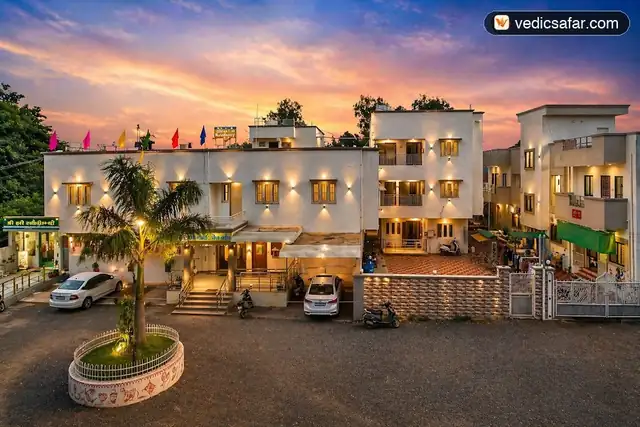 Hotel Rajdhani And Guest House Halol (Pavagadh)