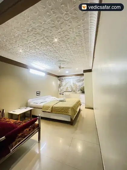 Hotel Rajdhani and Guest House Halol (Pavagadh) photo 3