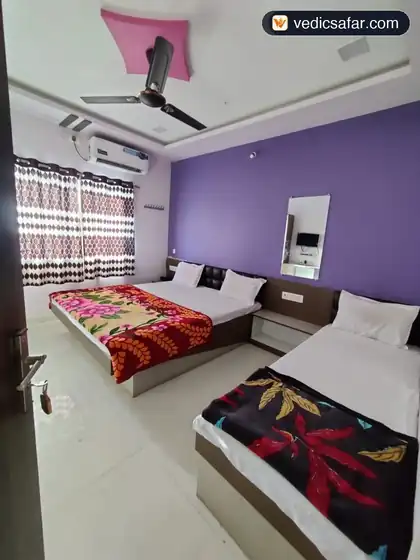 Hotel Pushkraj Palace Mahurgad photo 4
