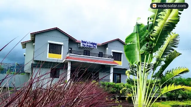 Hotel the Grapecity Junnar