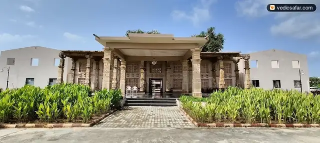 Hotel Toran Vadnagar