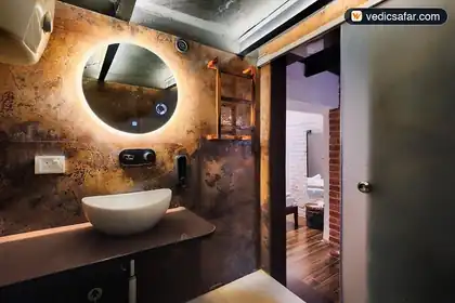 International Travellers' Hostel By ITH Stays photo 4