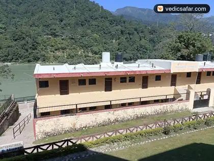 Akashganga Swargashram Trust Dharamshala Rishikesh photo 4