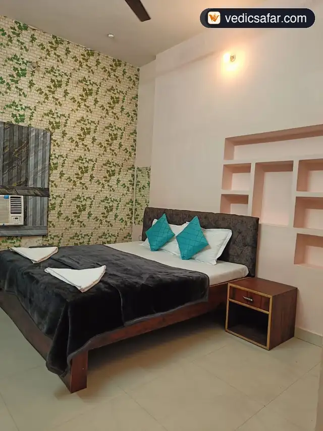 The Mystery Hostel (Rooms & Dorms)